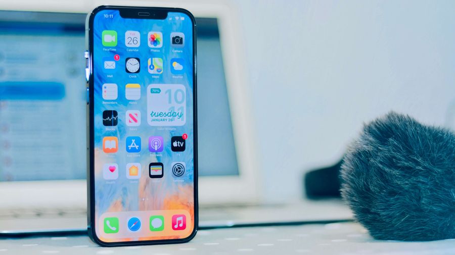 Jak wygląda prawidłowa wymiana baterii w iPhone 12? Jak wygląda prawidłowa wymiana baterii w iPhone 12?
