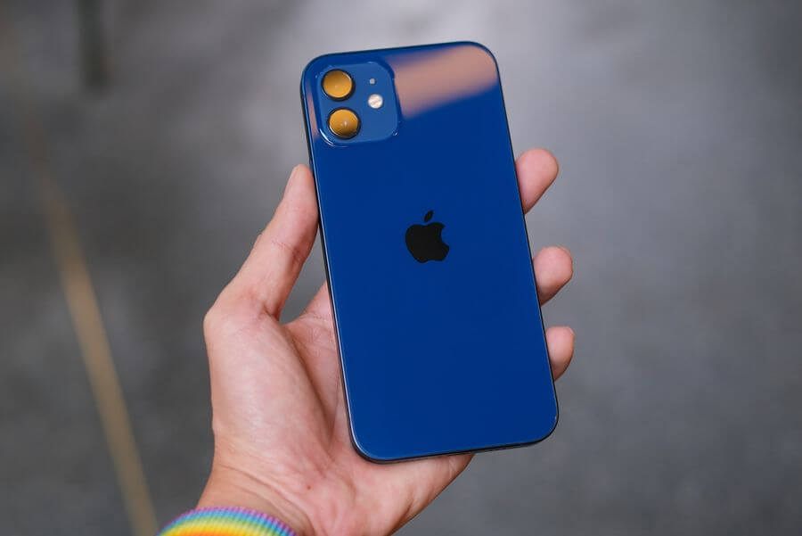 Wymiana wyświetlacza iPhone 12 – krok po kroku Wymiana wyświetlacza iPhone 12 – krok po kroku